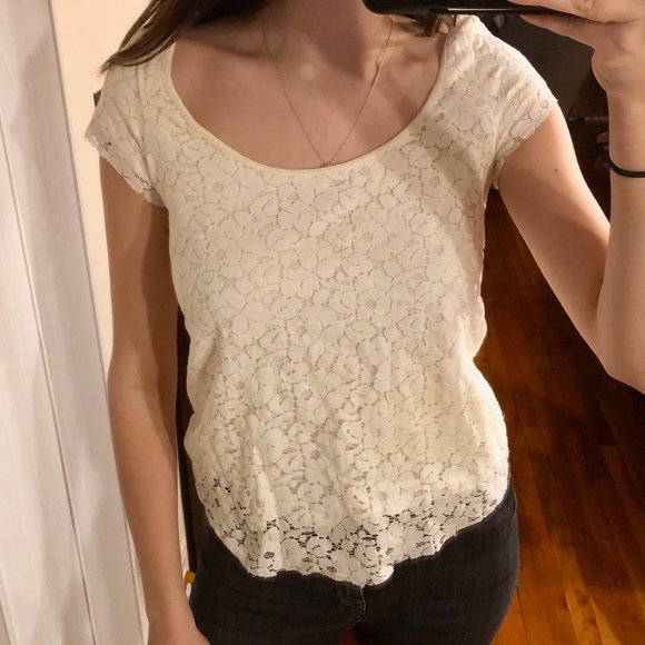 White Lace Top - Off or on shoulder! Size XS/S - Picture 8 of 8